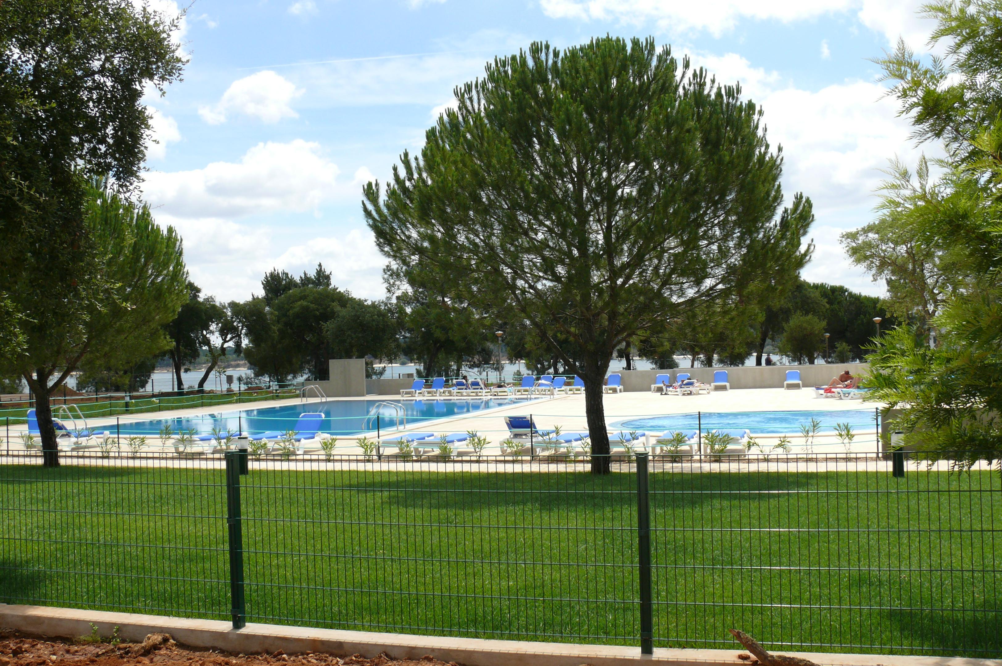 Parque De Campismo Orbitur Montargil Hotel Eksteriør billede