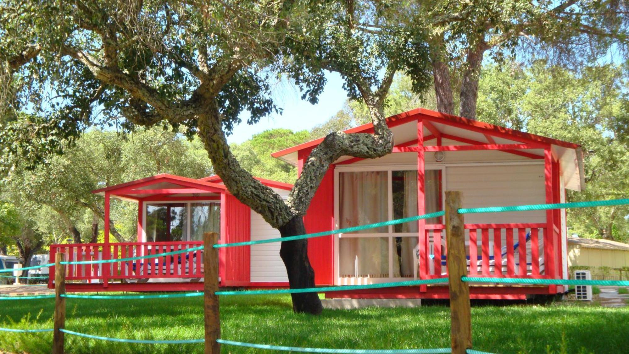 Parque De Campismo Orbitur Montargil Hotel Eksteriør billede