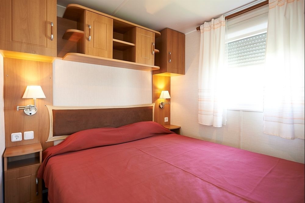 Parque De Campismo Orbitur Montargil Hotel Eksteriør billede